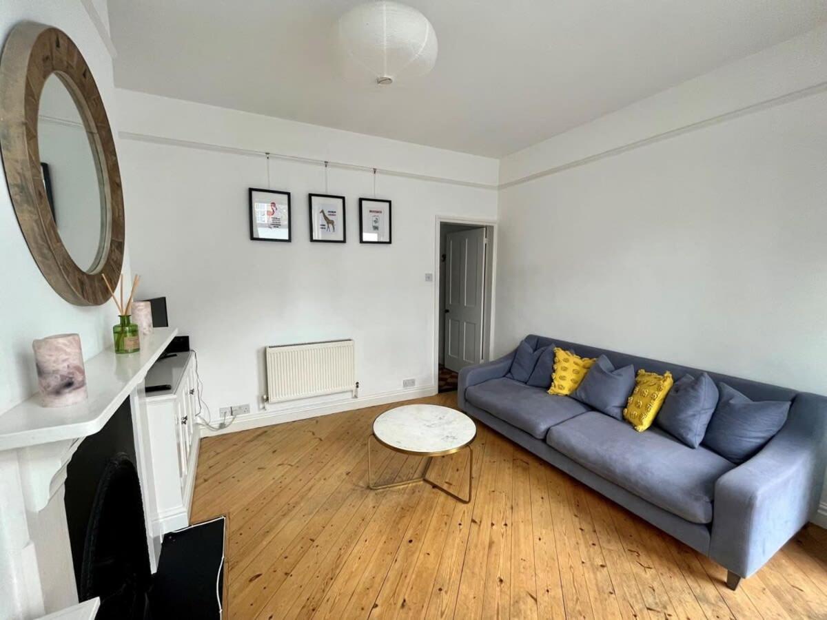 Bury St. Edmunds Cosy 2 Bedroom Victorian Townhouse In The Town Centre מראה חיצוני תמונה