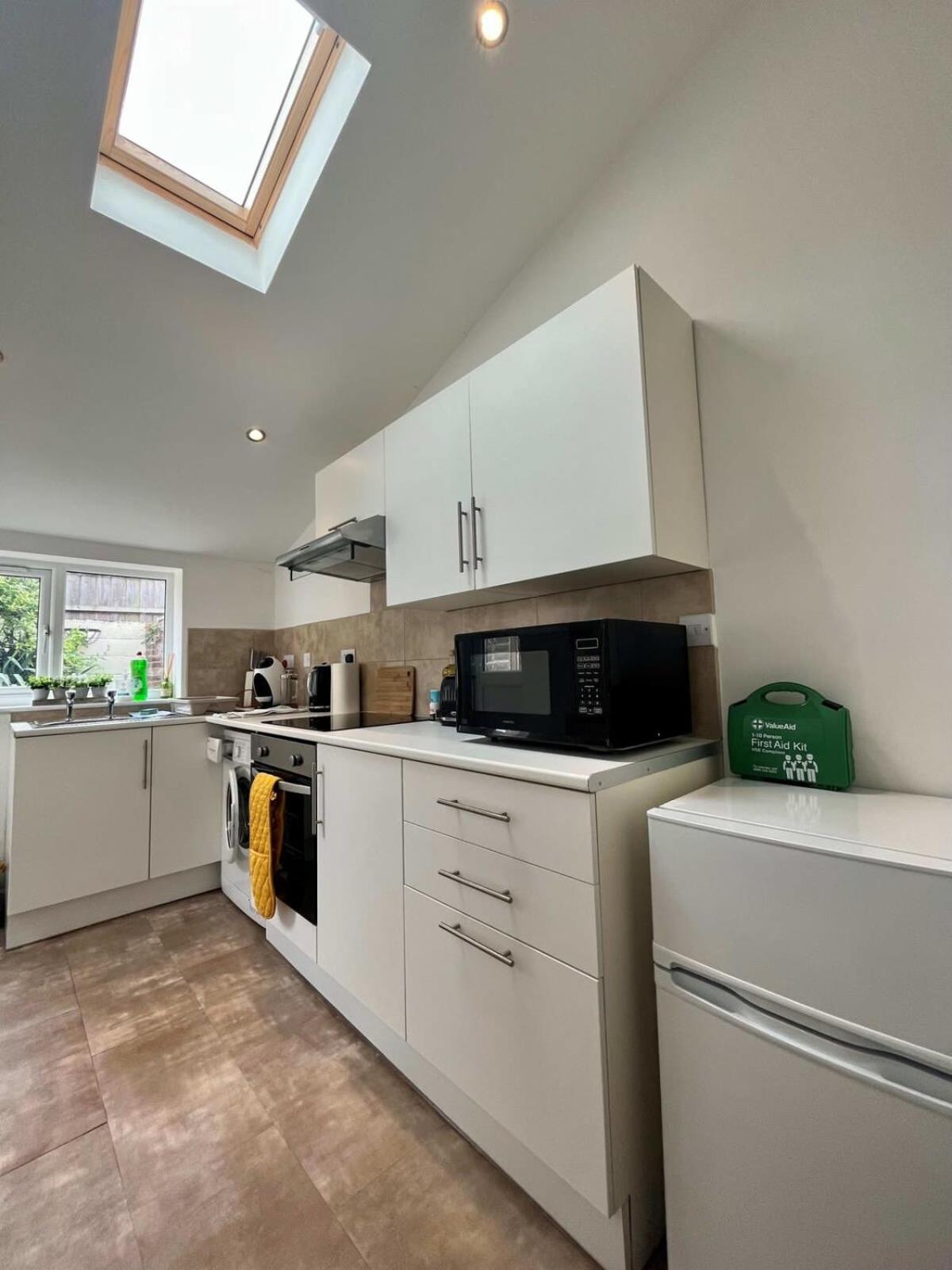 Bury St. Edmunds Cosy 2 Bedroom Victorian Townhouse In The Town Centre מראה חיצוני תמונה